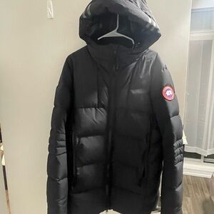 Canada Goose Men's Black Puffer Jacket
